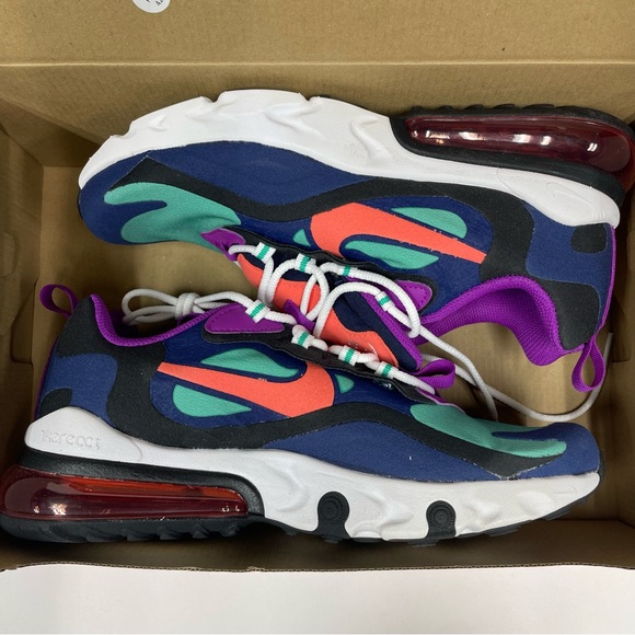 NEW NIKE AIR MAX 270 REACT (GS) Size 6y (Women) - Picture 4 of 9